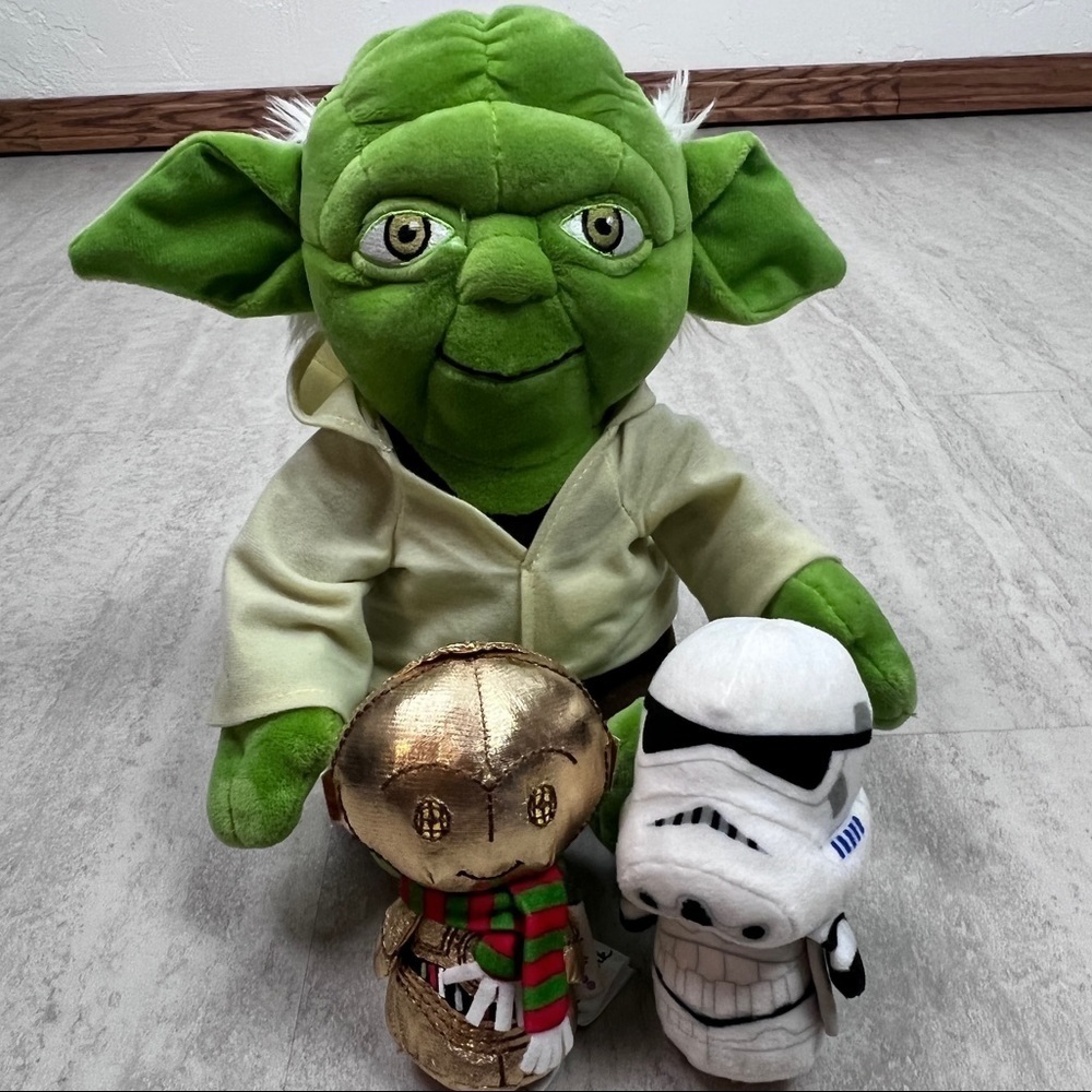 Star Wars Yoda plush storm trooper C-3PO itty Bittys Hallmark stuffies